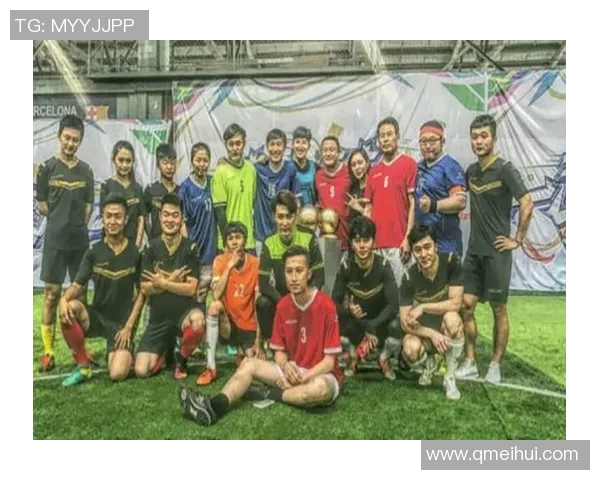 黑白足球的魅力与挑战探索这项运动背后的故事与精神